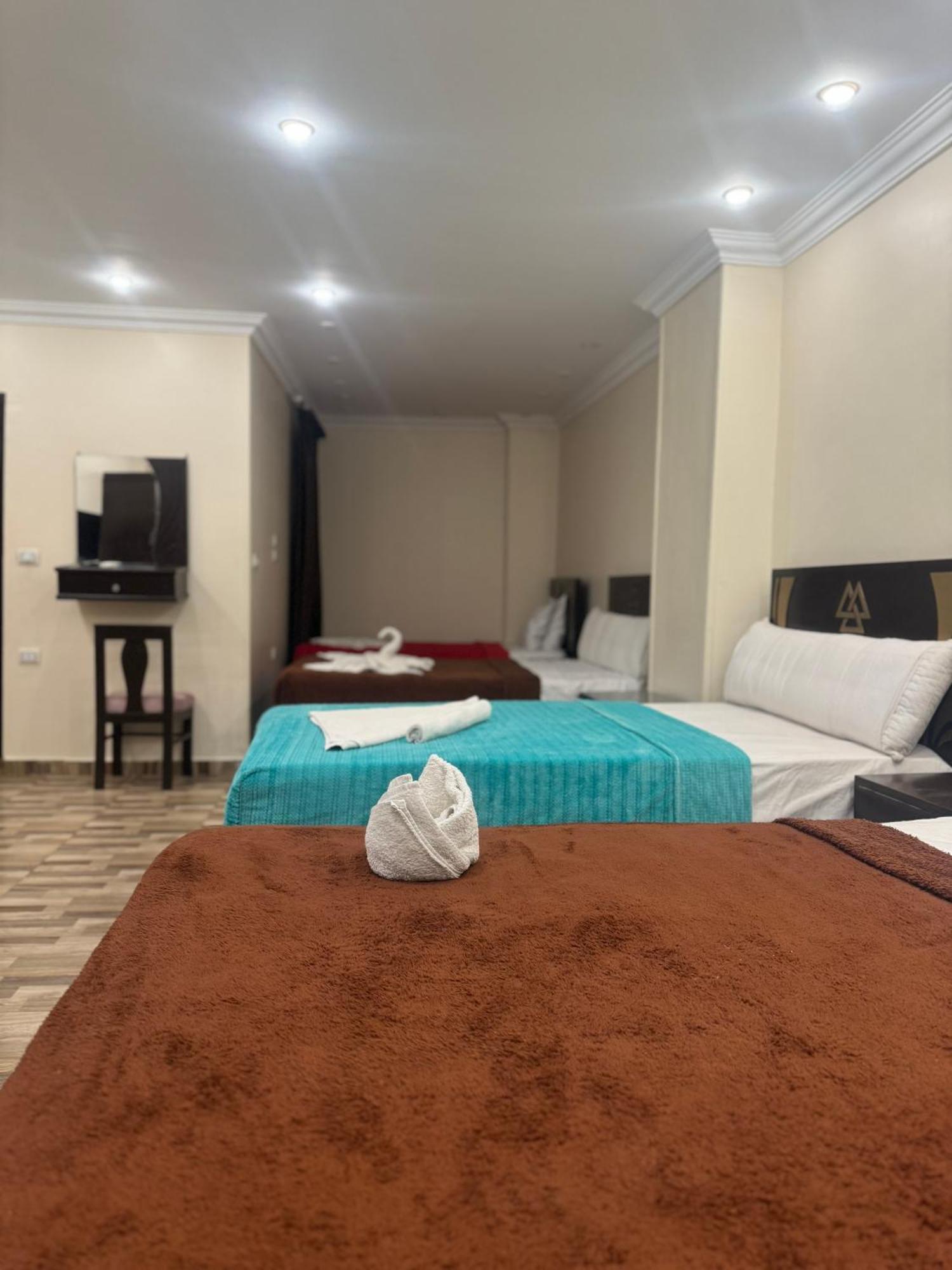Yuya Pyramids Hotel 3*