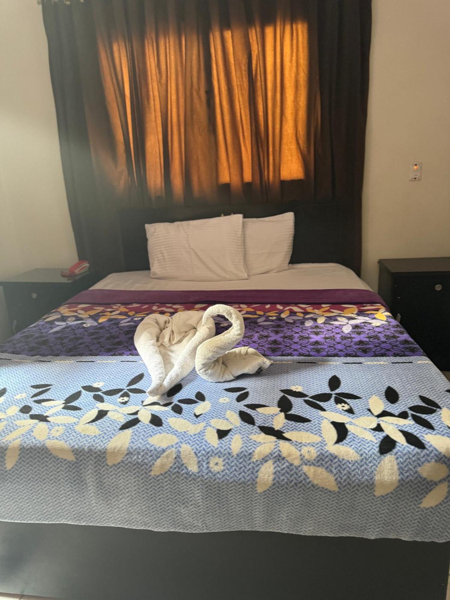 Yuya Pyramids Hotel