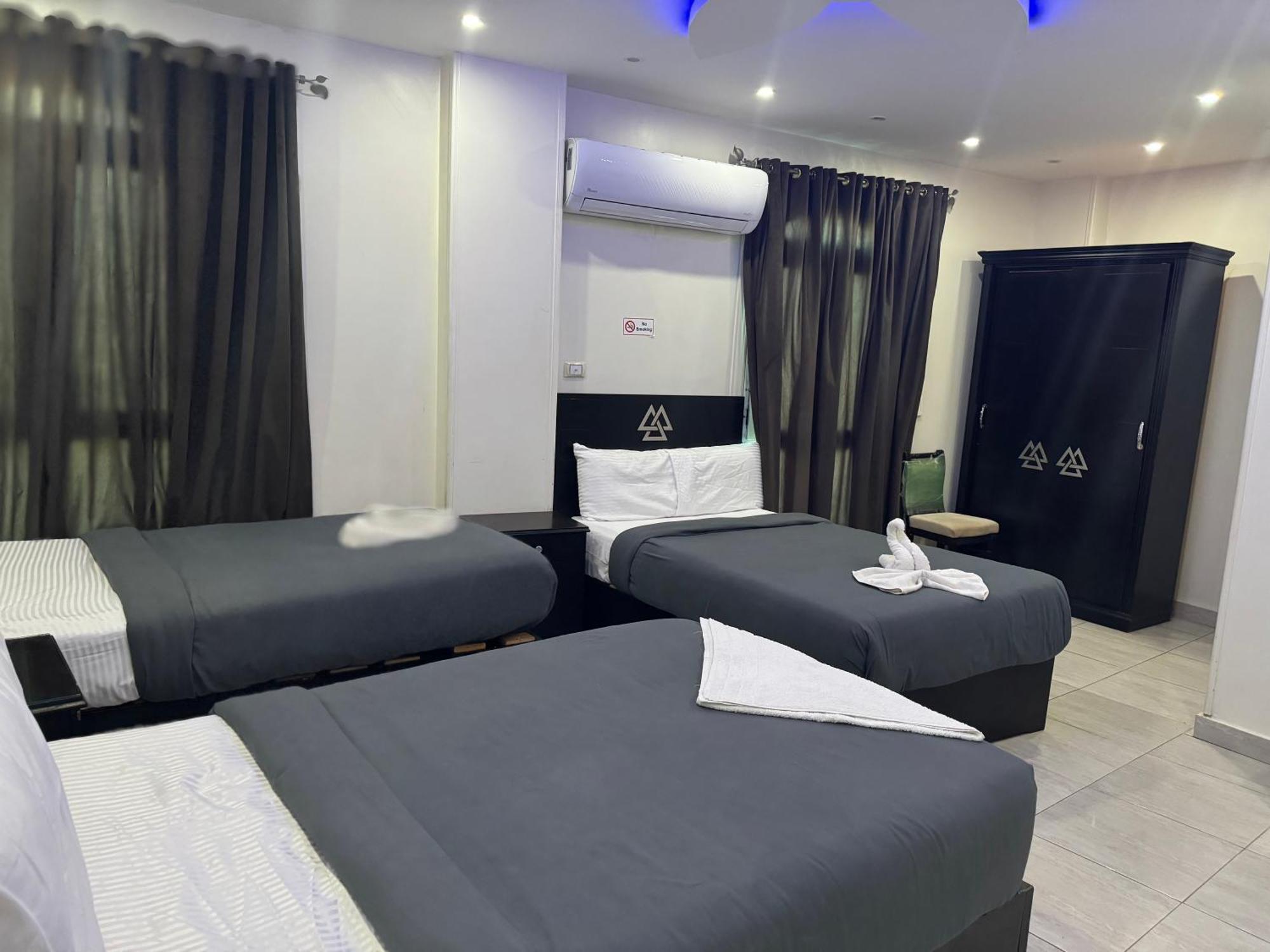 Yuya Pyramids Hotel 3*