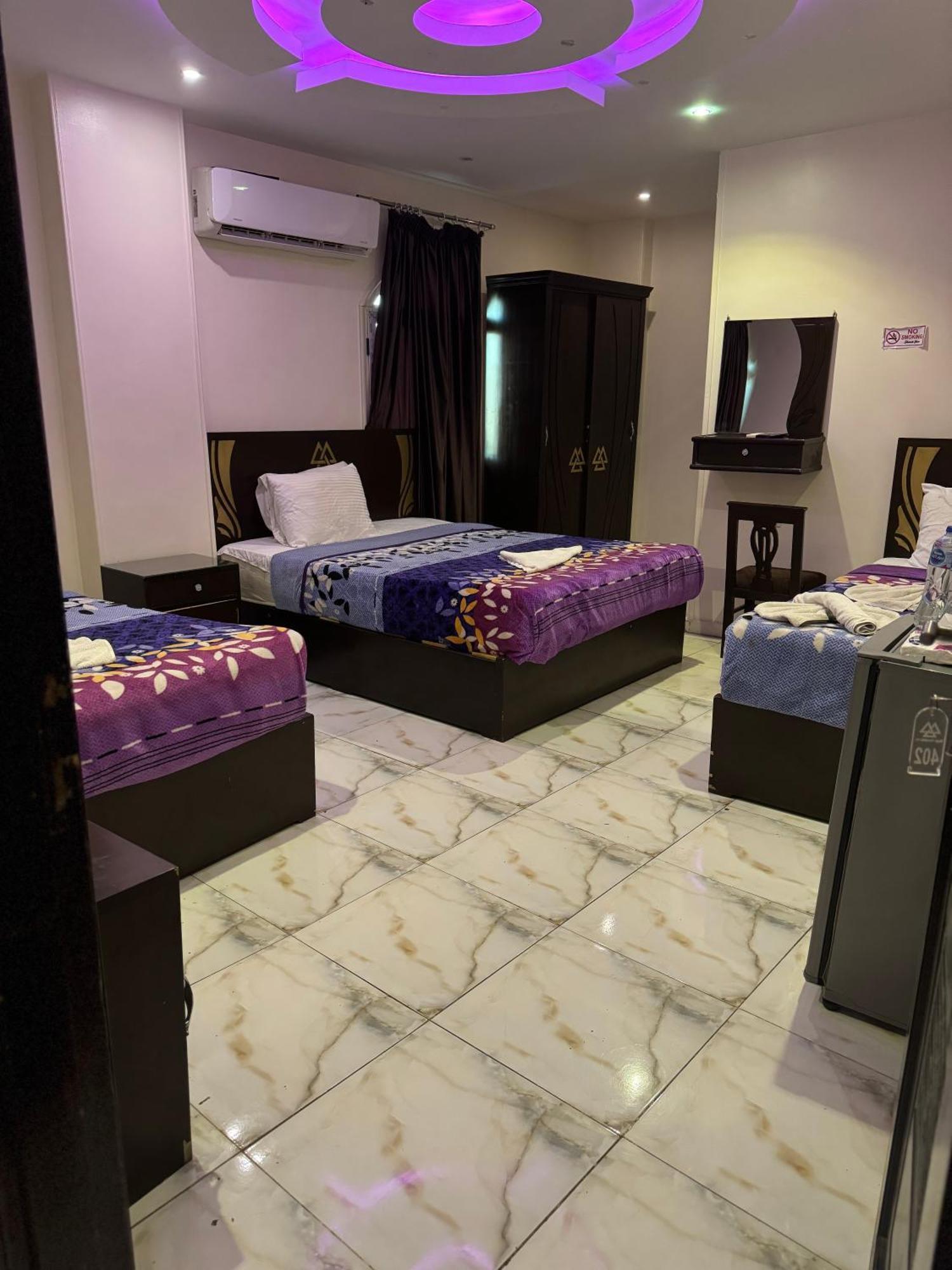 Hotel Yuya Pyramids