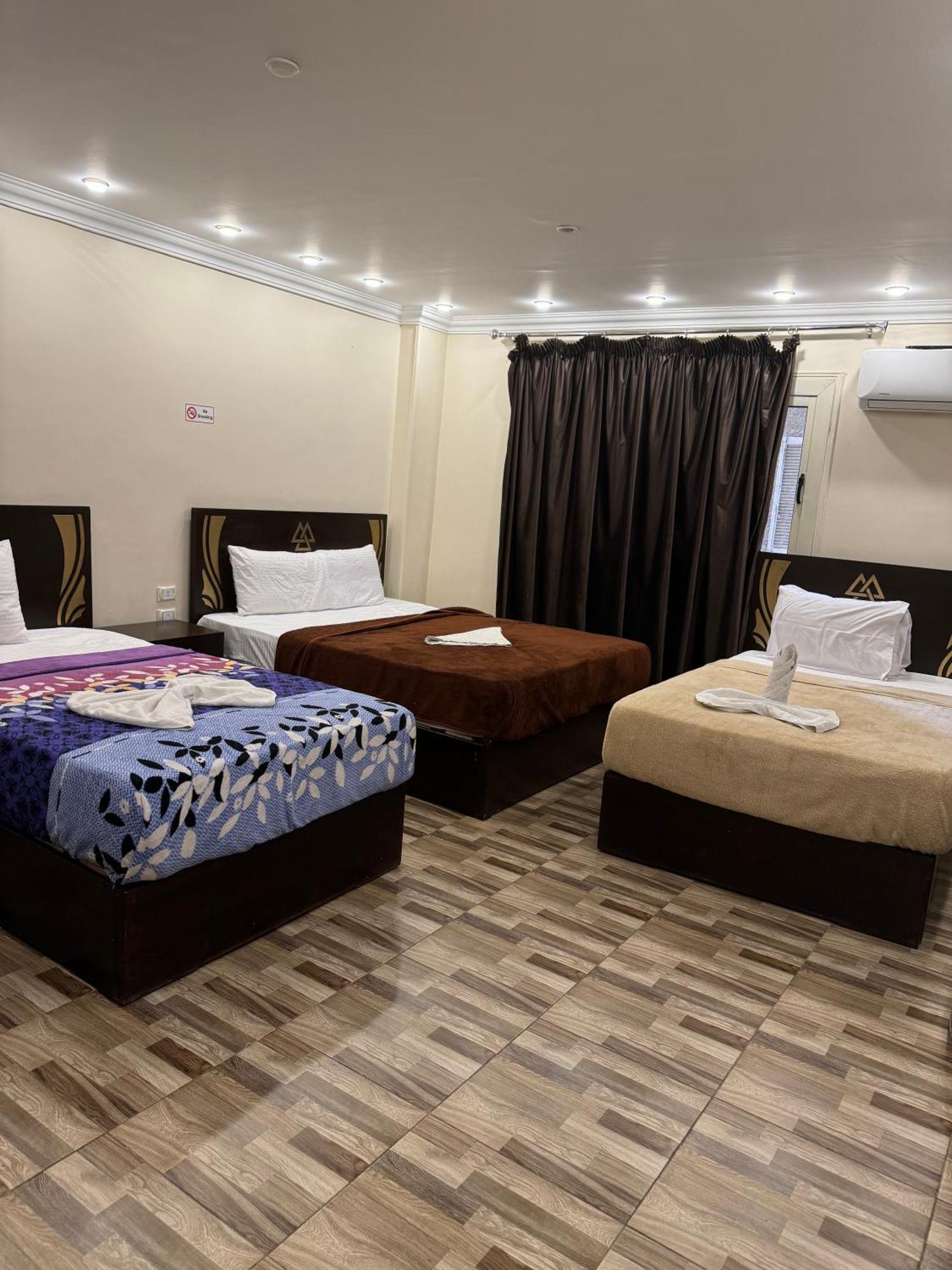 Yuya Pyramids Hotel 3*